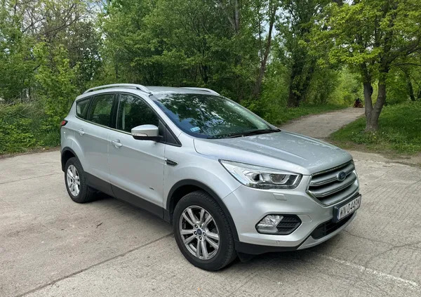 podkarpackie Ford Kuga cena 75900 przebieg: 26891, rok produkcji 2017 z Warszawa